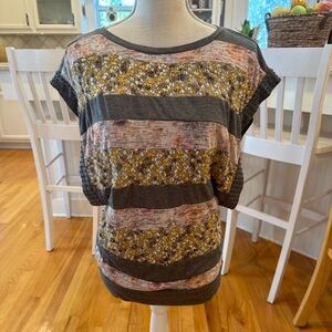 LuPrivia gray knit short sleeve top